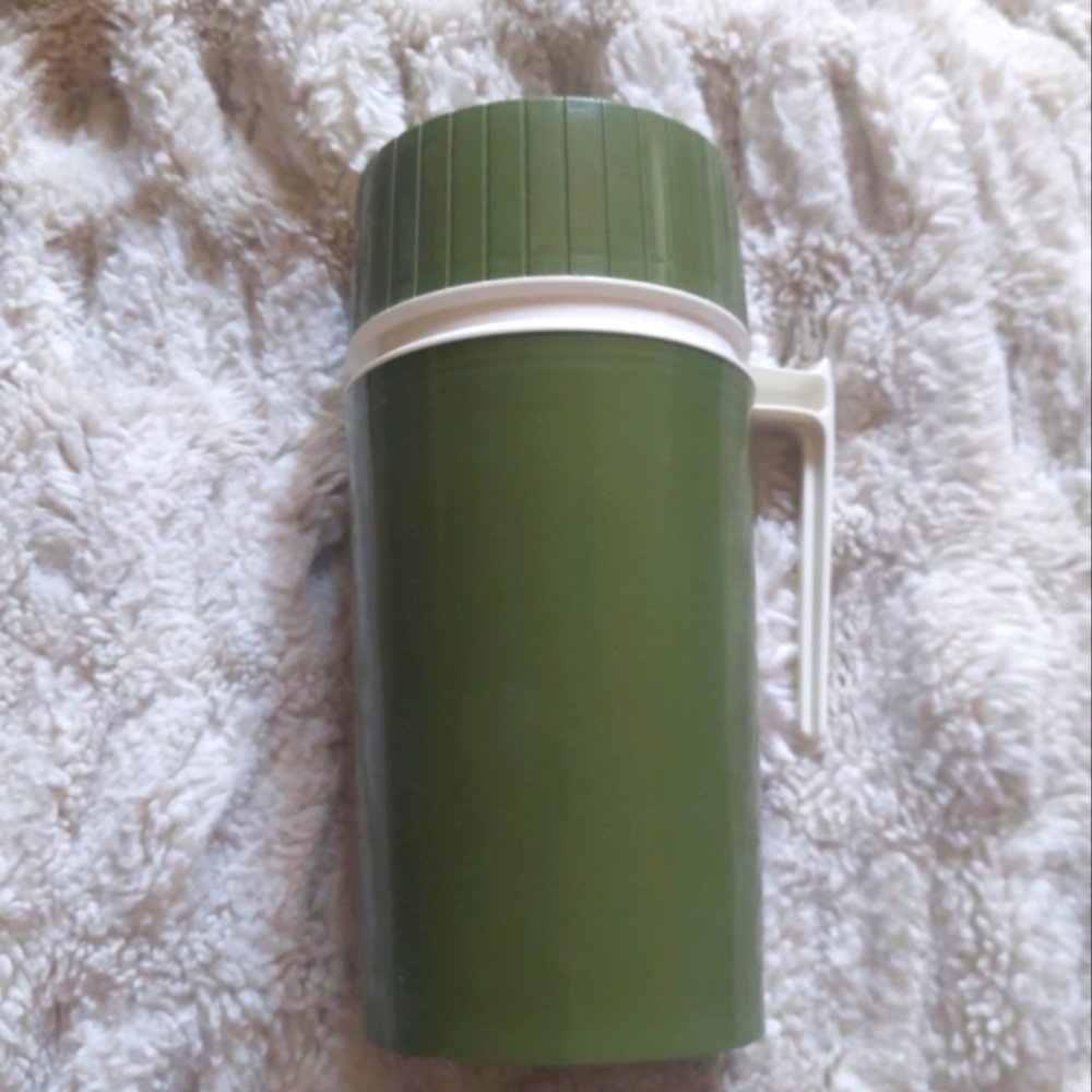 Green Thermos Travel Mug